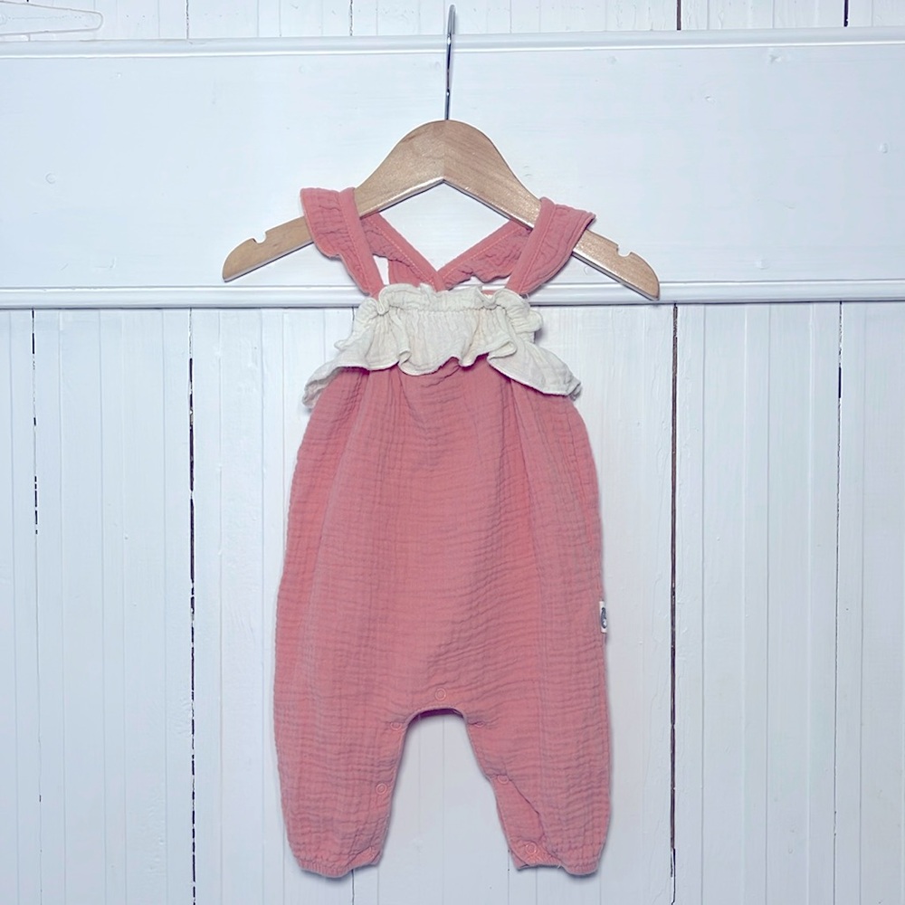 RABBIT BEAR EUC 100% Organic Cotton Girls Pink Ruffle Muslin Jumpsuit